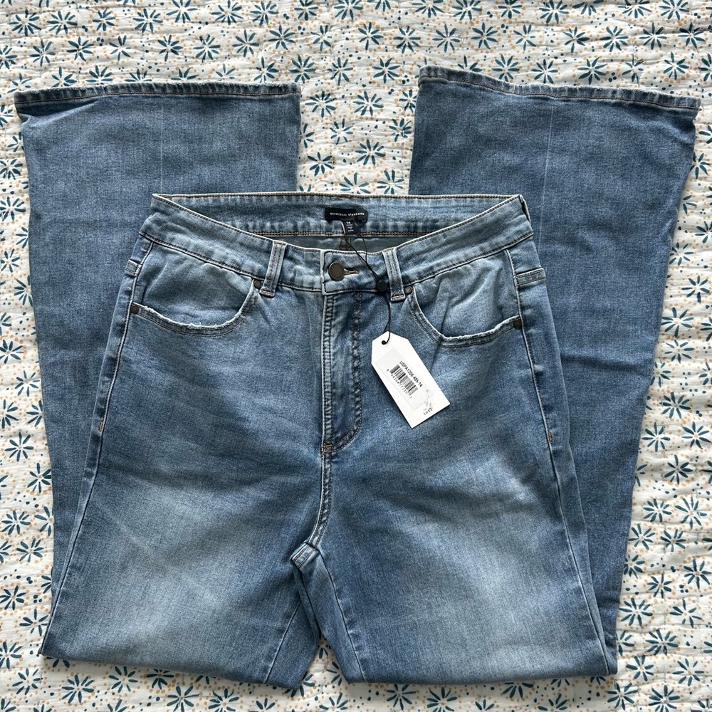 NWT Universal Standard Faded Blue Distressed Flare Jeans Size 14